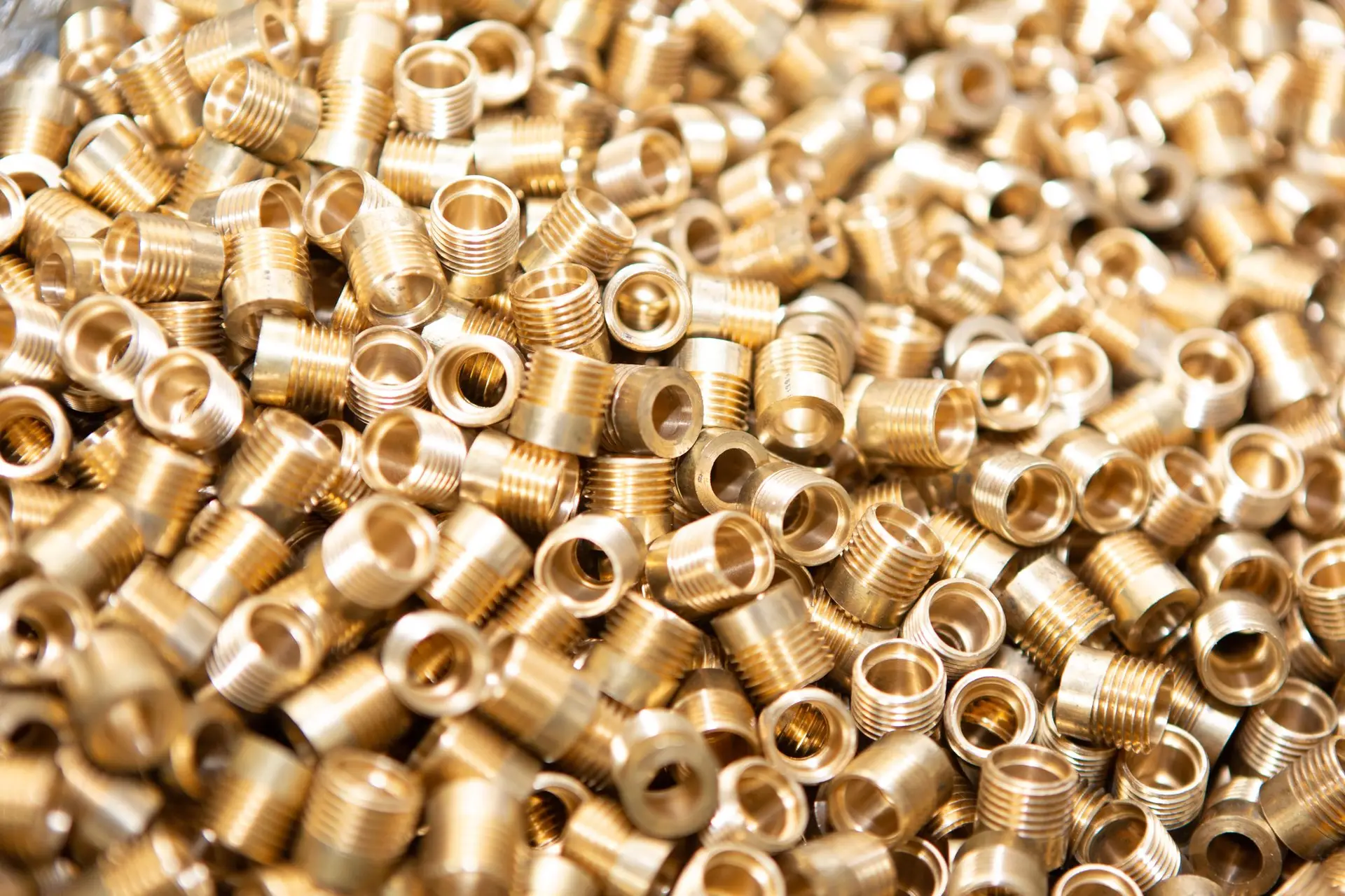 Brass threaded fittings